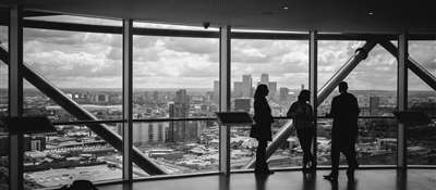 Generational change in companies: How to successfully hand over a family business to the next generation